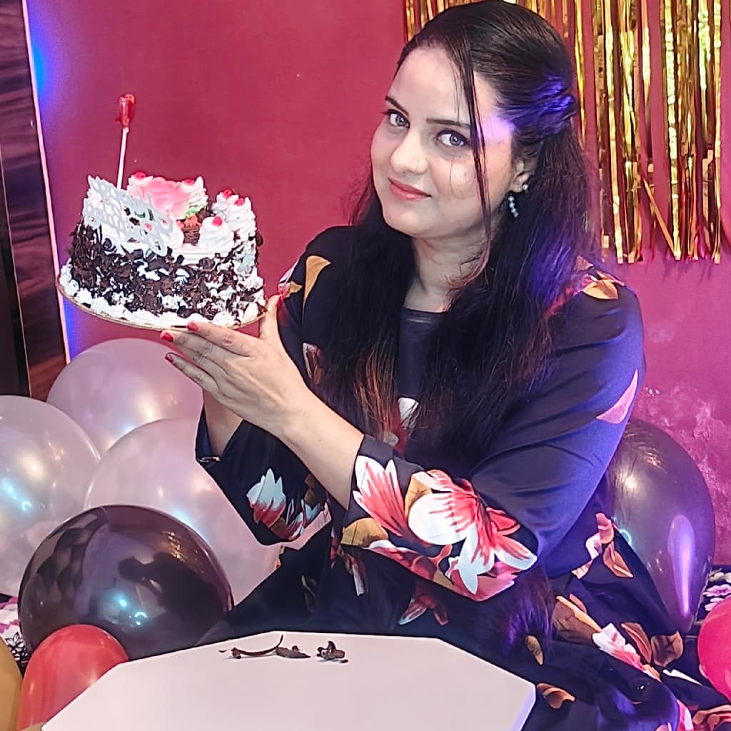Ruksar Sultana — Beauty & Self Care creator on Fancall