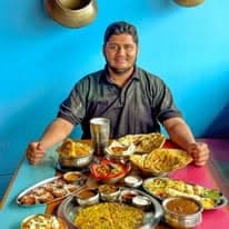 Shubh | Ahmedabad Foodies AFs | Food | Travel — Food & Cooking creator on Fancall