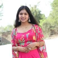 Mansi Khandelwaal — Fashion & Style creator on Fancall