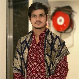 shoyab_love_06 — Vlogs & Lifestyle creator on Fancall