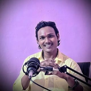 vijayvk_05_ — Vlogs & Lifestyle creator on Fancall