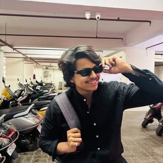 vibewithvarunnn — creator on Fancall