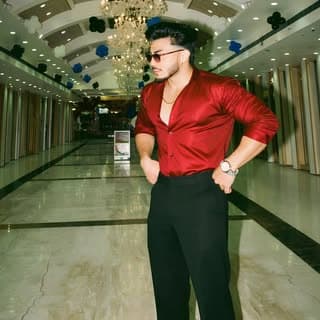 shivam_fit_rathore — creator on Fancall