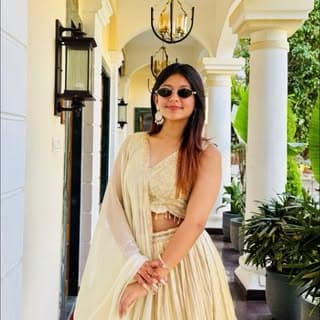 tanishaa.sharga — creator on Fancall