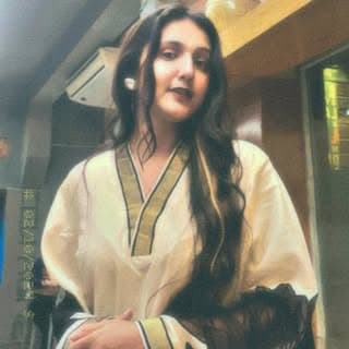 dr_ayeshasohail_98 — creator on Fancall