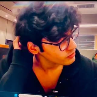 themehtabansari — creator on Fancall