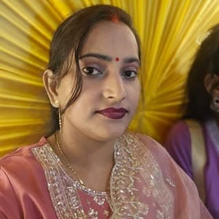 Neha Pandey — Vlogs & Lifestyle creator on Fancall
