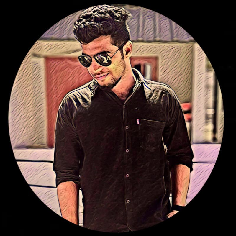 Muneer Khan — Tech & Gadgets creator on Fancall