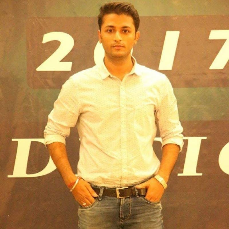 Nikhil Thakur — Education & Career creator on Fancall