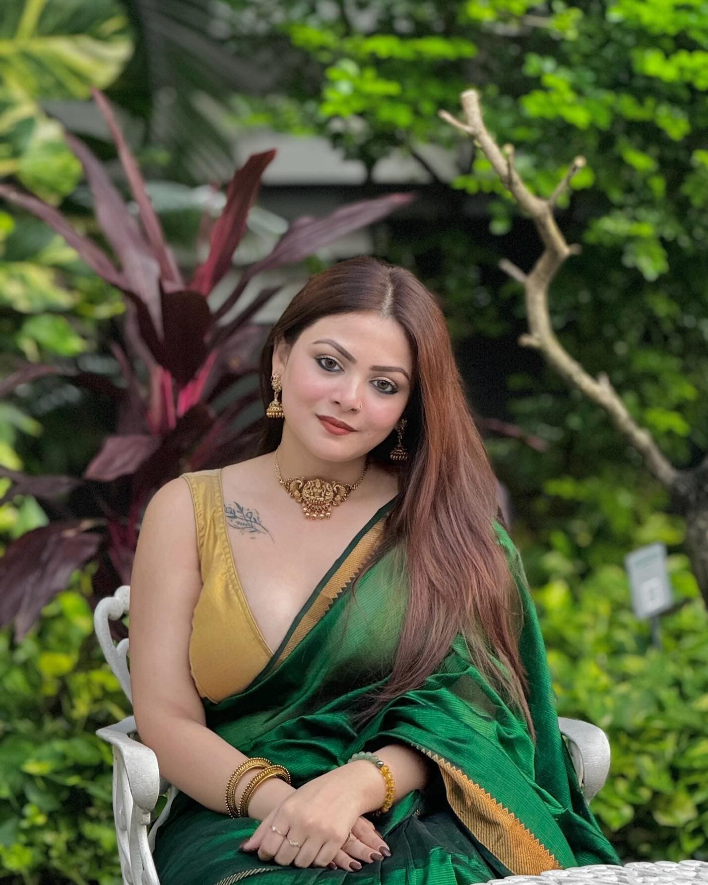 Olivia Mandal — Fashion & Style creator on Fancall