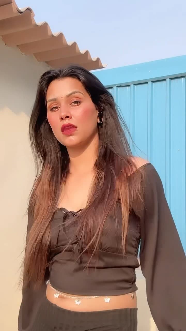 Rishu Singh — Comedy & Fun creator on Fancall
