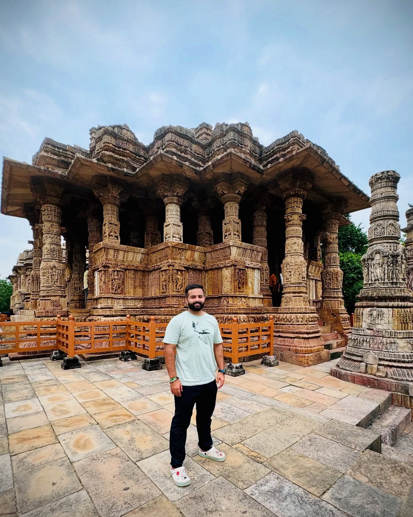 Vraj Rao — Travel & Adventure creator on Fancall