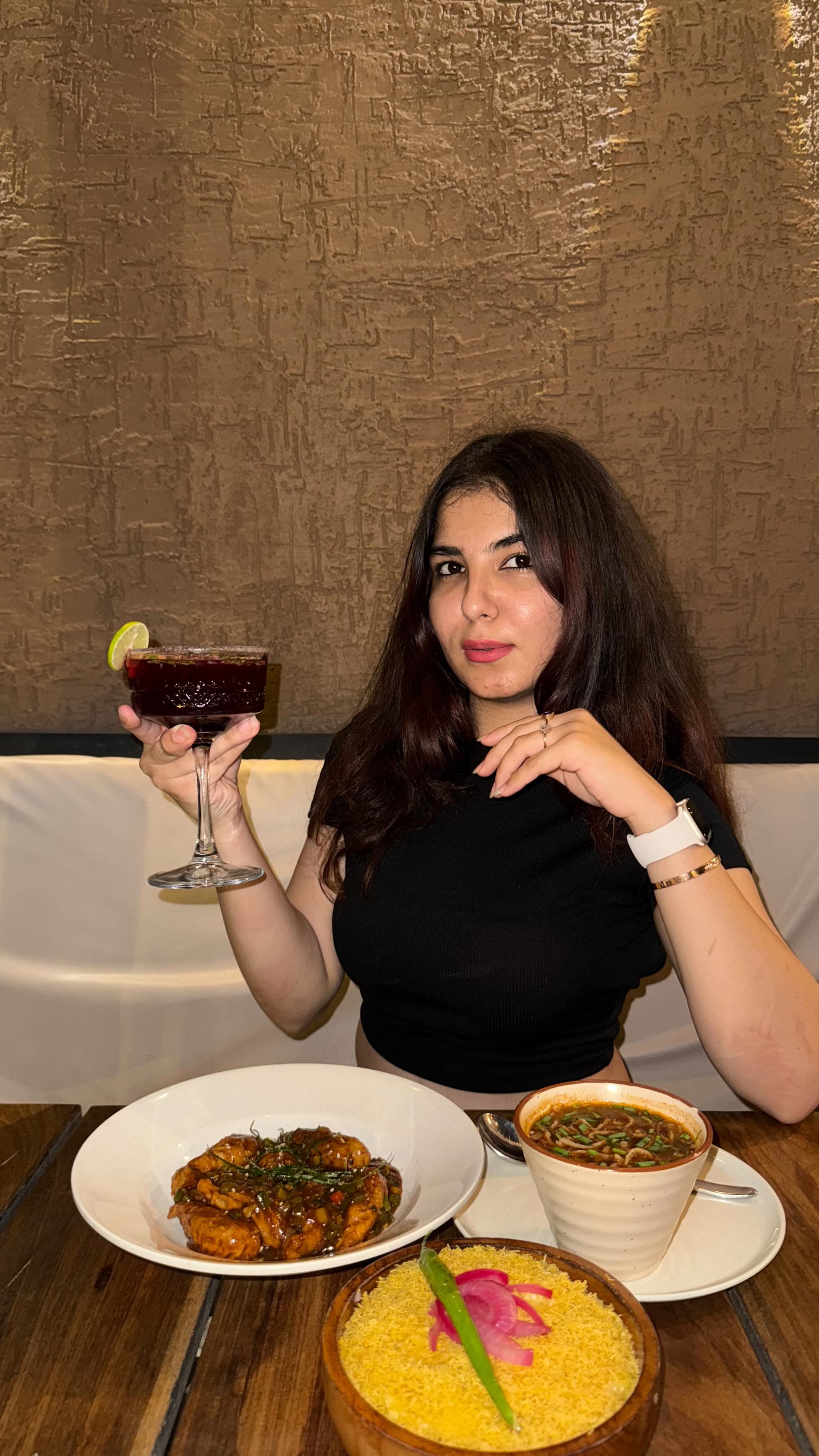 Kashish | Style & Sip — Fashion & Style creator on Fancall