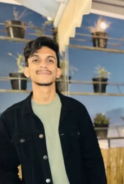 Aakash Amod Rajput | Web Developer — Education & Career creator on Fancall