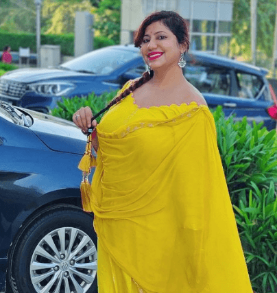 Surbhi Sharma — Fashion & Style creator on Fancall