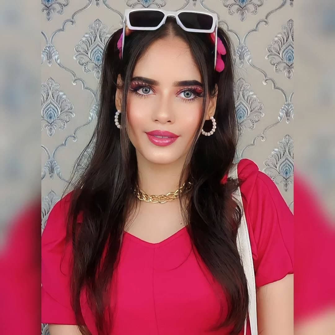 Jivika — Beauty & Self Care creator on Fancall