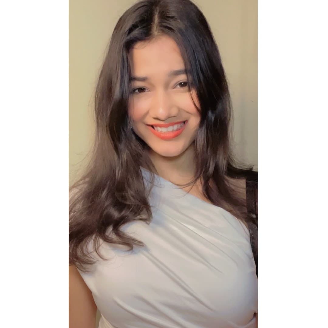 DEBASMITA SAHOO — Fashion & Style creator on Fancall